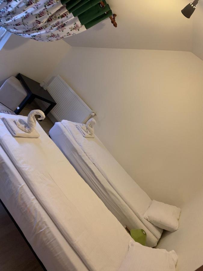 Dorf Haus Valiug Hotel ภายนอก รูปภาพ
