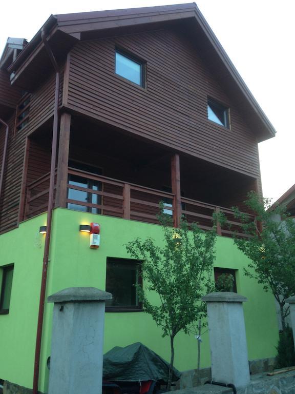 Dorf Haus Valiug Hotel ภายนอก รูปภาพ